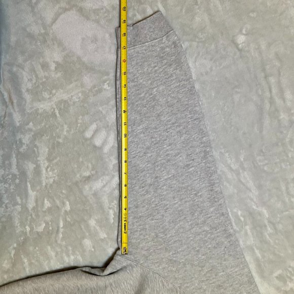 H&M Men's Cotton Sweatshirt - Picture 8 of 8